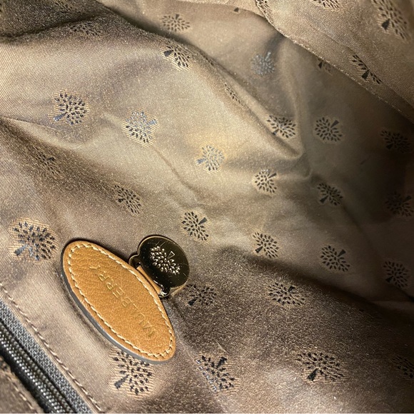 Mulberry Tassel Alexa Satchel in Sycamore Suede with Shiny Gold Tone Hardware - Picture 15 of 15